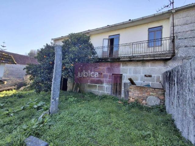 Casa en venta en Salceda de Caselas, Vigo