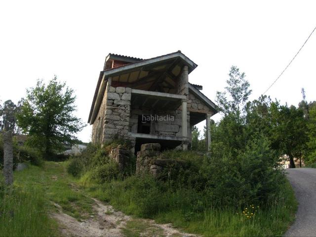Casa en venta en Salceda de Caselas, Vigo