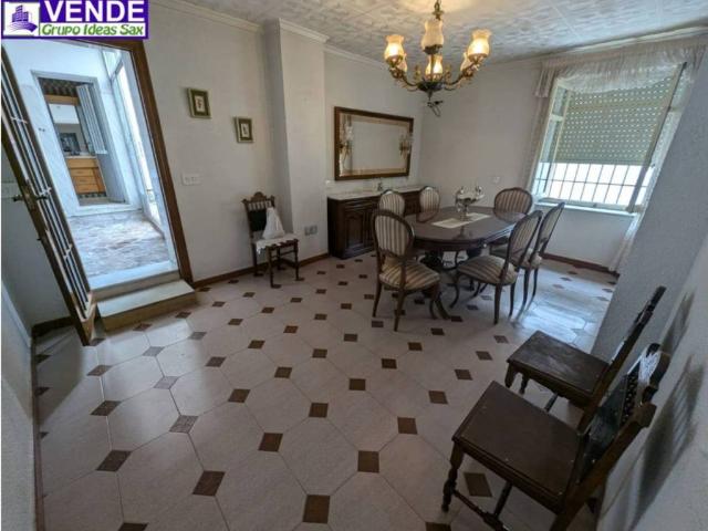 Casa en venta en l'Alt Vinalopó / El Alto Vinalopó, Valencia