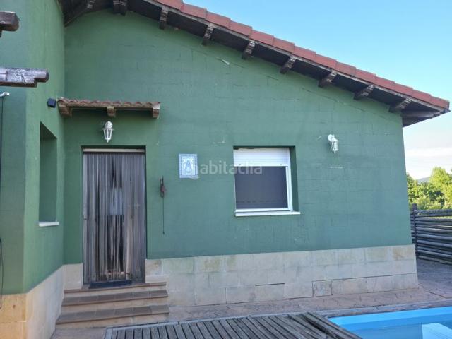 Casa en venta en Salinas De Pisuerga, Castilla y León