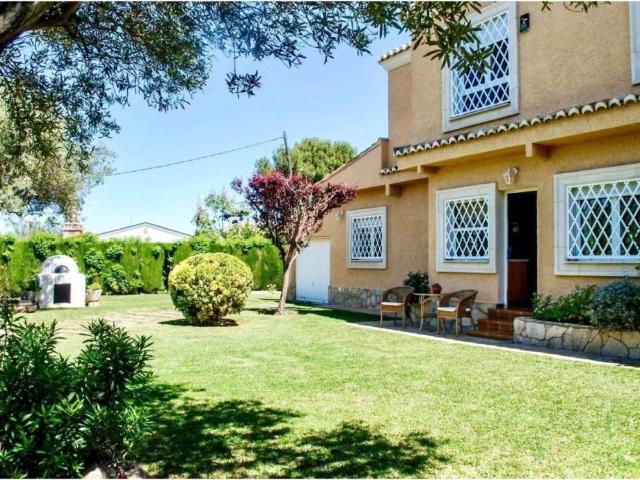 Casa en venta en el Camp de Túria, Valencia
