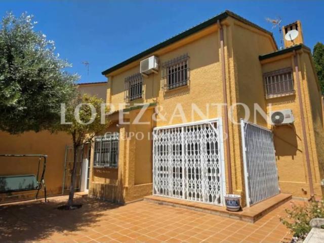 Casa en venta en el Camp de Túria, Valencia