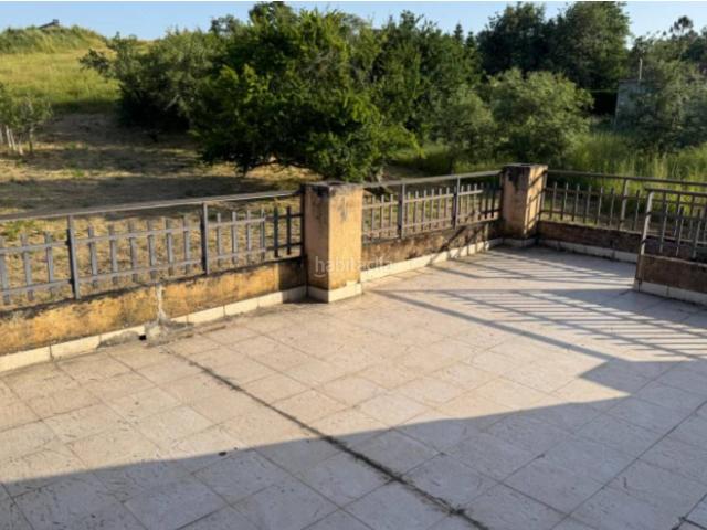 Casa en venta en San Cibrao das Viñas, Ourense