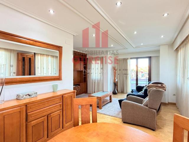 Casa en venta en San Cibrao das Viñas, Ourense