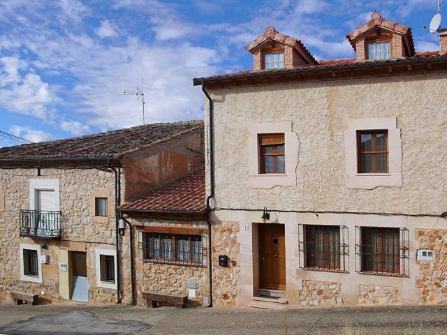 Casa en venta en San Esteban De Gormaz