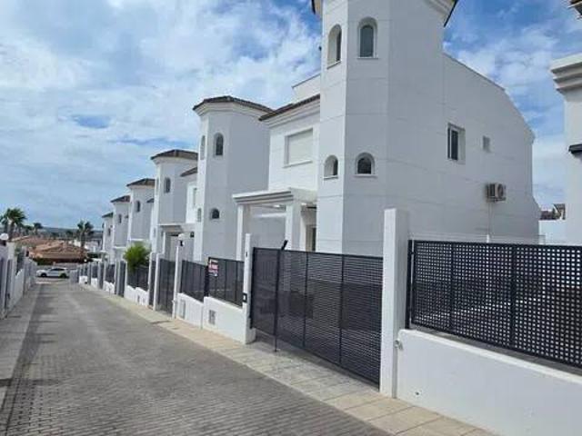 Casa en venta en el Baix Segura / La Vega Baja, Valencia