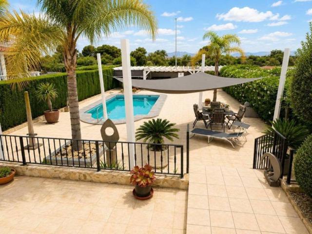 Casa en venta en el Baix Segura / La Vega Baja, Valencia