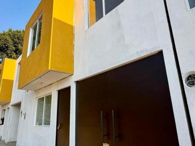 Terreno en venta en Santa María Atzompa, Oaxaca