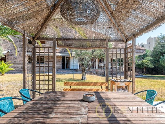 Casa en venta en Platja de Mutxavista, l'Alacantí