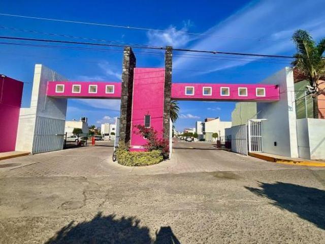 Casa En Condominio en venta en San Juan Del Río, Querétaro