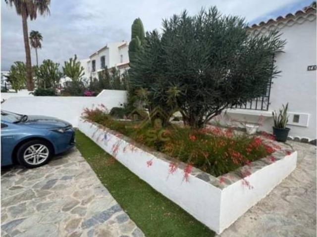 Casa en venta en El Cabezo, Granadilla de Abona