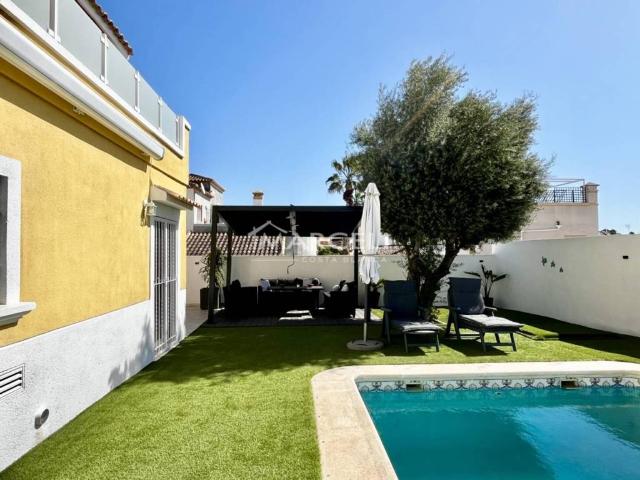Casa en venta en el Baix Segura / La Vega Baja, Valencia