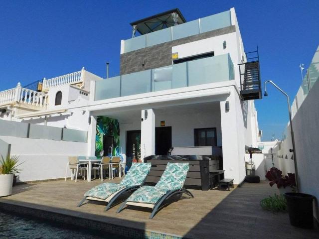 Casa en venta en San Miguel De Salinas