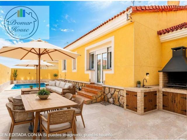 Casa en venta en San Pedro Del Arroyo, Castilla y León
