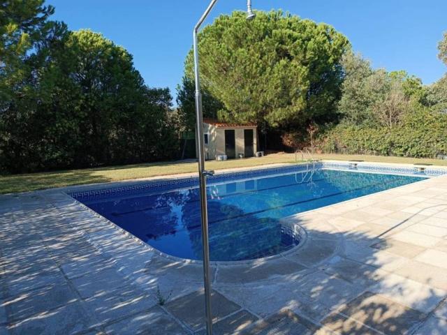 Casa en venta en San Román De Los Montes