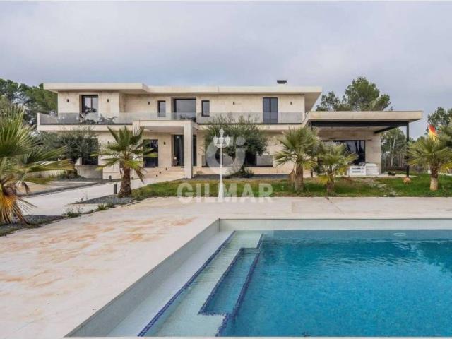 Casa en venta en Colmenar Viejo, Madrid
