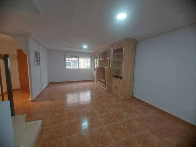 Casa en venta en San Vicente Del Raspeig