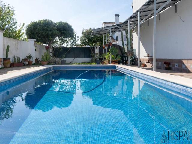 Casa en venta en Sanlúcar La Mayor, Andalucía