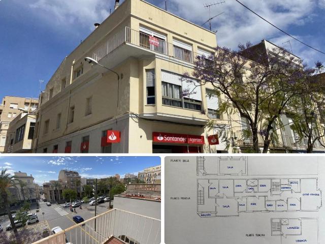 Casa en venta en Plaça de Carles III, Montsià