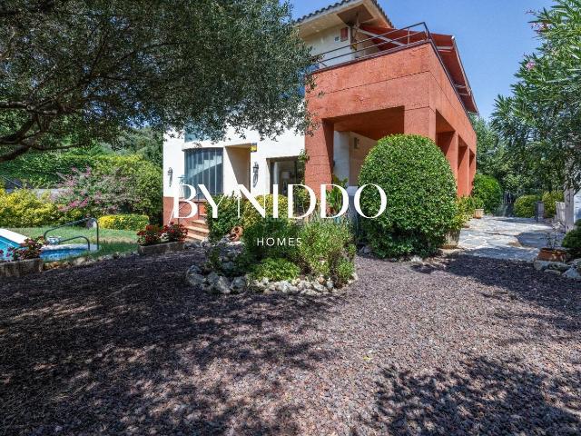 Casa en venta en Sant Cugat Del Vallès, la Floresta