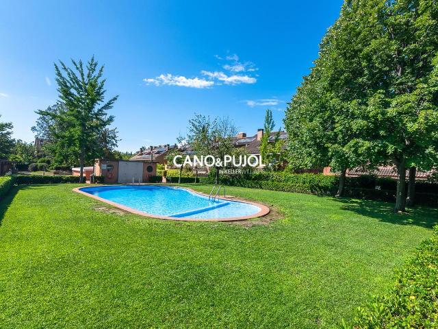 Casa en venta en Sant Cugat Del Vallès, Mirasol