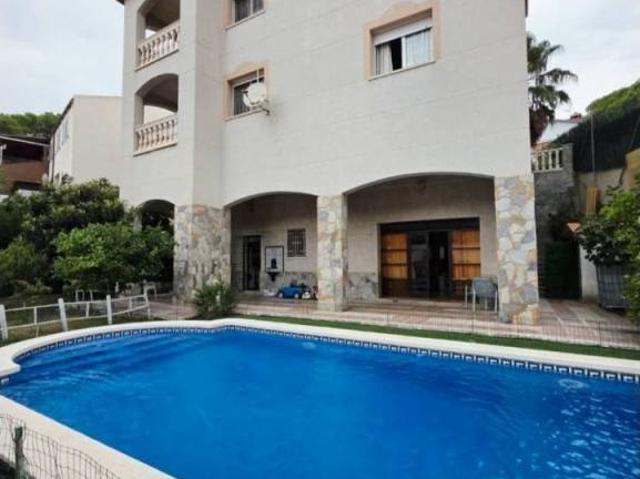 Casa en venta en Sant Fost de Campsentelles, Barcelona