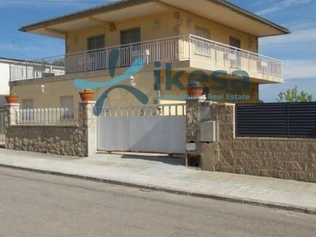 Casa en venta en Baix Penedès, Catalunya