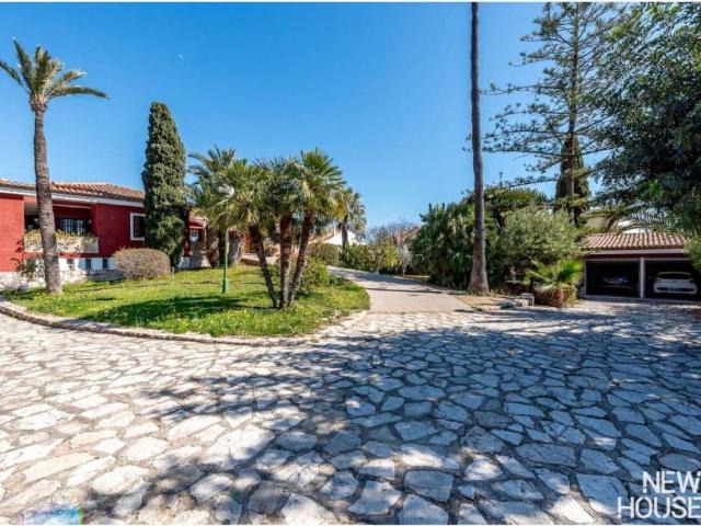 Casa en venta en La Font, l'Alacantí