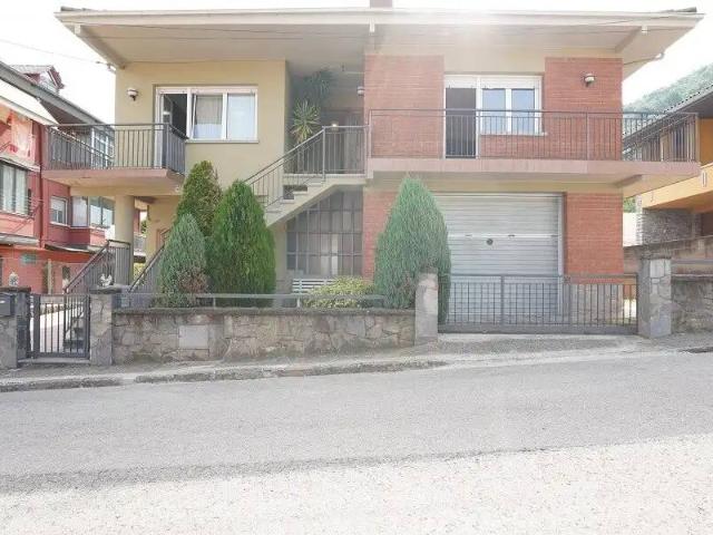 Casa en venta en Sant Joan les Fonts, Girona