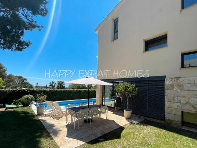 Casa en venta en Sitges, Santa Bàrbara
