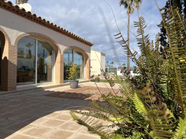 Casa en venta en Alt Empordà, Catalunya