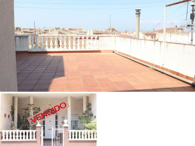 Casa en venta en Santa Bàrbara