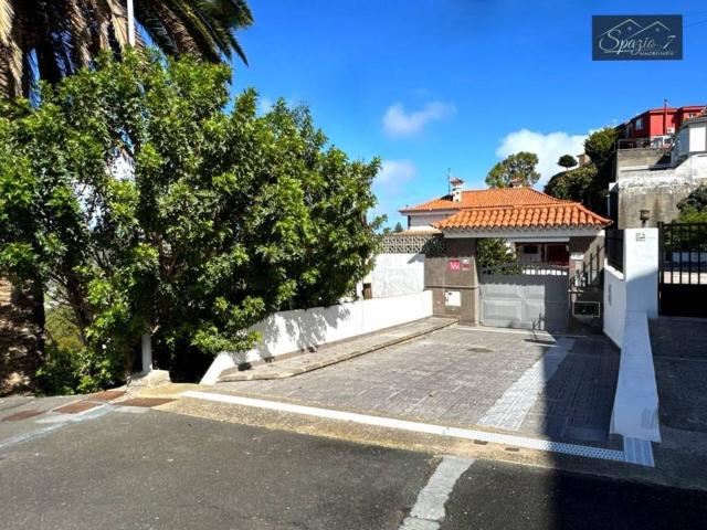 Casa en venta en Santa Brígida, Canarias