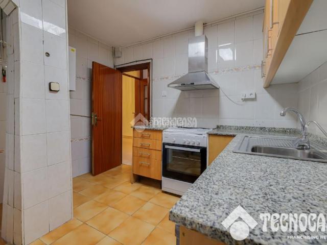 Casa en venta en Guinardera, Santa Coloma de Gramenet