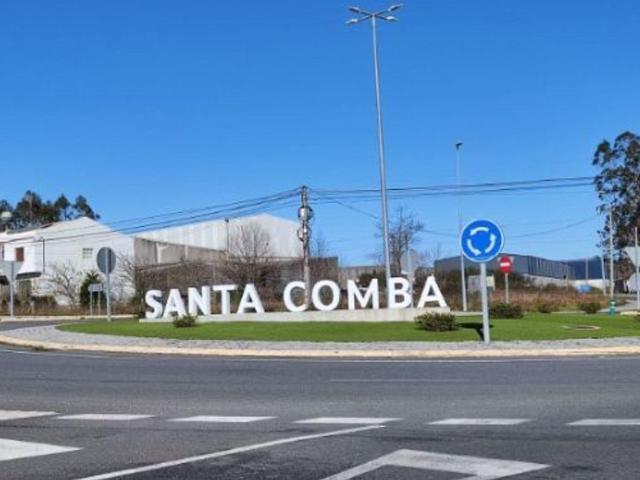 Casa en venta en Santa Comba, Galicia