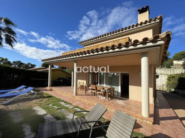 Casa en venta en Santa Cristina D'aro, la Roca de Malvet Casa en venta en Santa Cristina D'aro, la Roca de Malvet