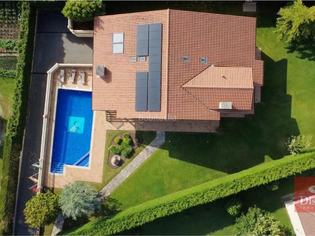 Casa en venta en Bezana, Santa Cruz De Bezana