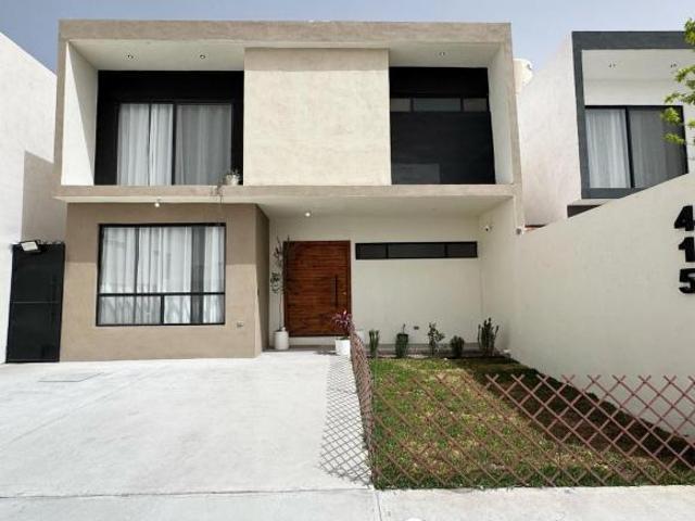 Casa en venta en Arteaga, Coahuila