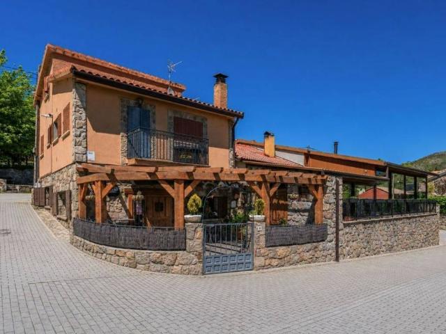 Casa en venta en Santa María De La Alameda, Madrid