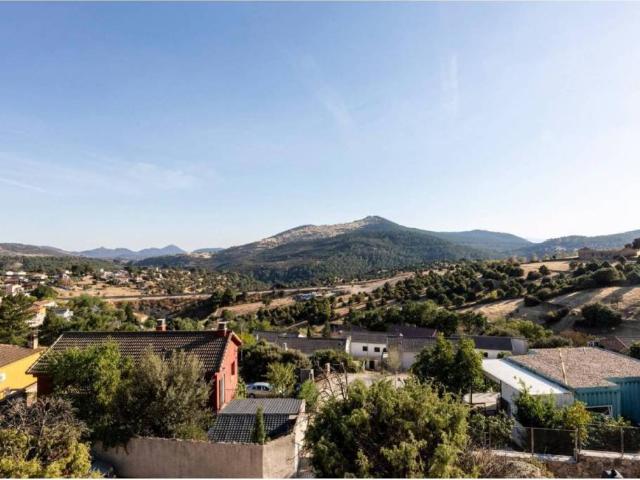 Casa en venta en Santa María De La Alameda, Madrid