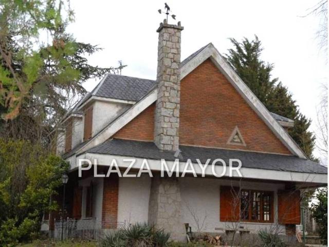 Casa en venta en Santa Marta De Tormes, Castilla y León