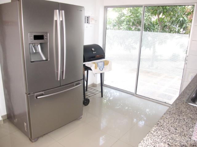 Casa En Venta En Santa Marta En Gaira V308812