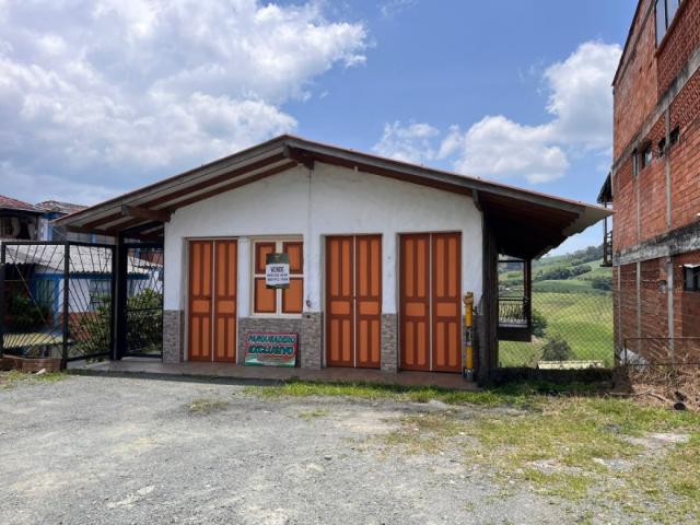 Casa En Venta En Santa Rosa De Cabal En Vereda La Leona V302261