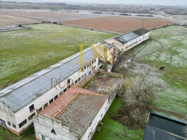 Casa en venta en Santas Martas, Castilla y León
