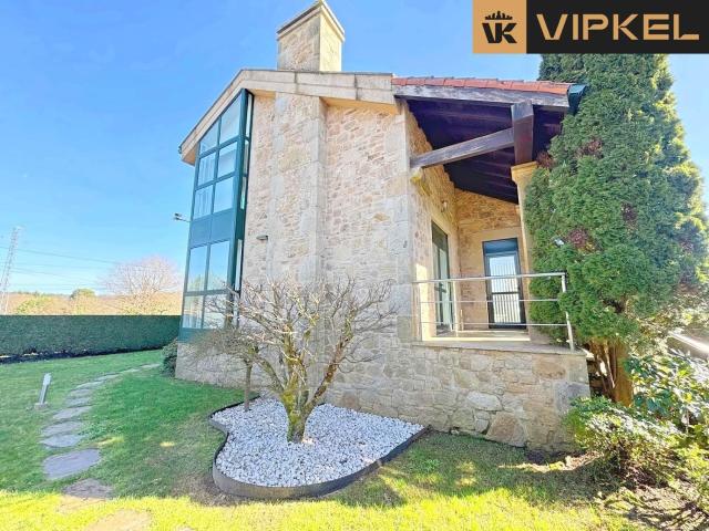 Casa en venta en Aríns, Santiago