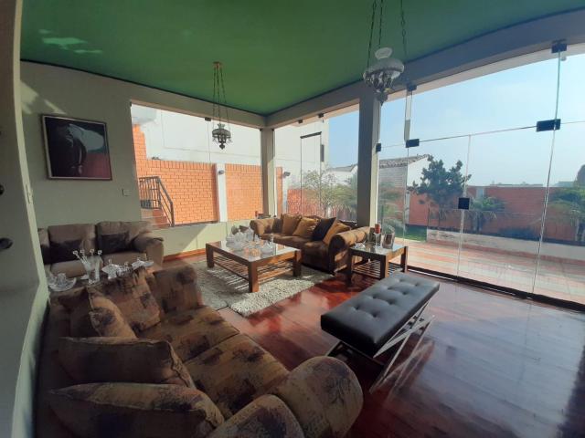 Casa venta en Santiago De Surco, Lima Metropolitana