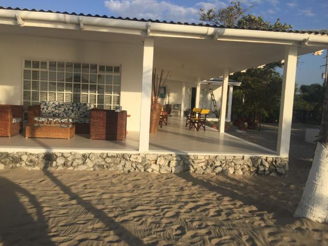 Casa En Venta En Santiago De Tolu En Playa Del Frances V155603