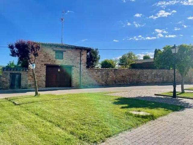 Casa en venta en Santiago Millas, Castilla y León