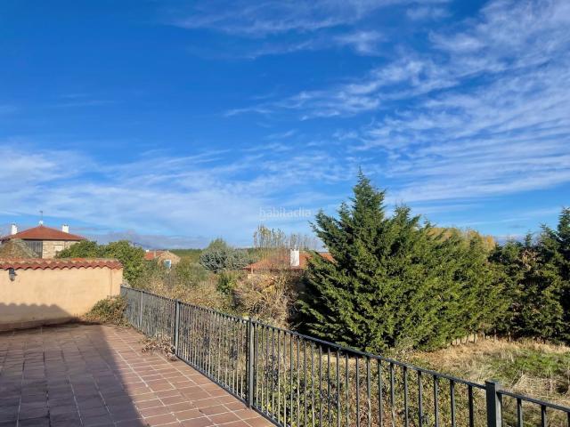 Casa en venta en Santiago Millas, Castilla y León