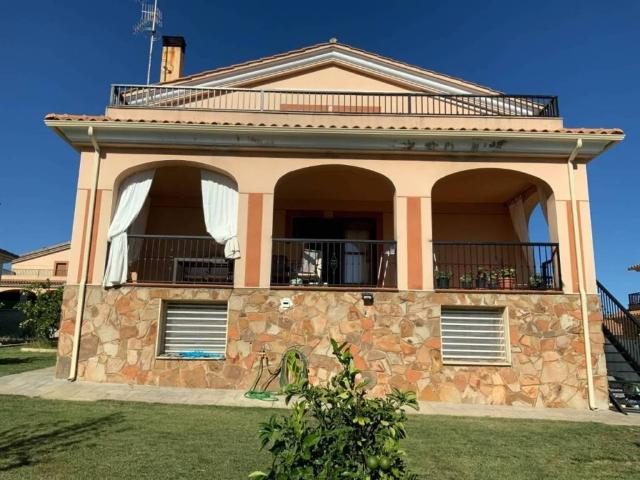Casa en venta en Santibáñez El Alto, Extremadura